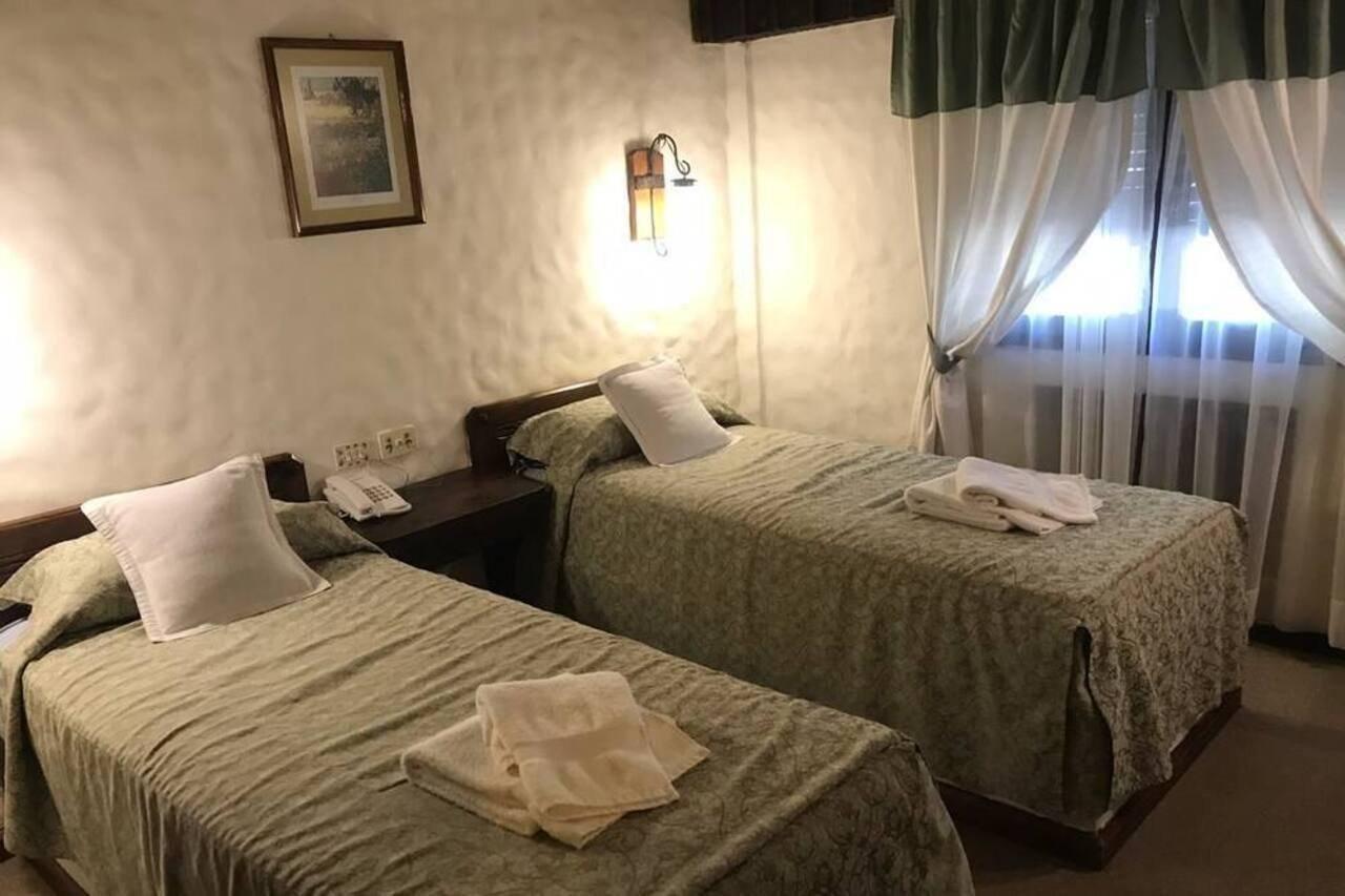 Hosteria La Posta Del Cazador San Martin de los Andes Luaran gambar